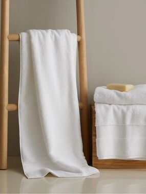 QUINCE Ultra Plush Cotton Bath Towel White 7569